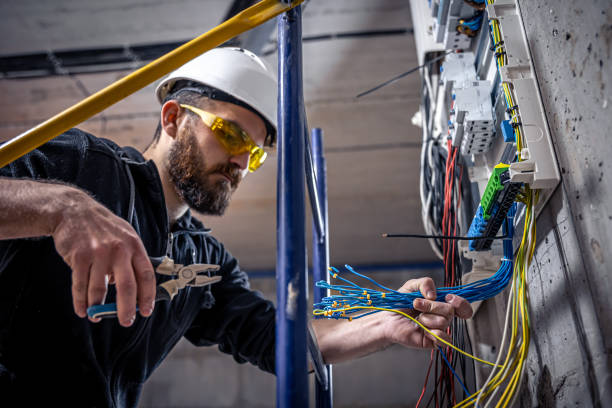 Best Affordable Emergency Electrician  in Colfax, LA